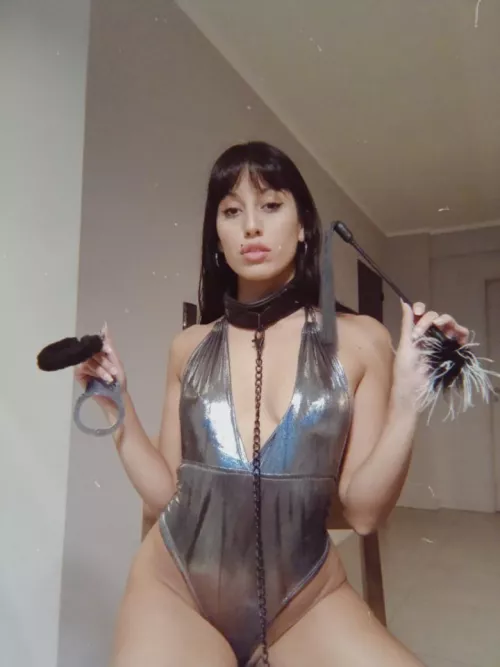 I'll put it on you and make you walk like my puppy... will I have to use the rest? will you obey? by loletlolita