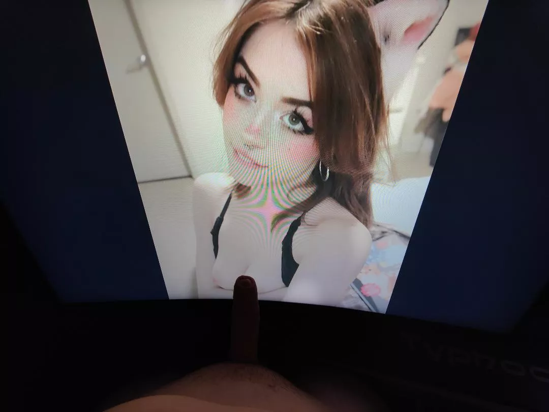 I'll trib your mom/wife 🤤 kik- mercury_vanix posted by smallc0x