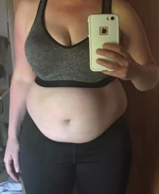 I’m a 22f looking for a strong confident woman to stuff me silly. I’m new to the community, Looking for encouragement and will provide pics in exchange for meals! posted by FeedeeBurner