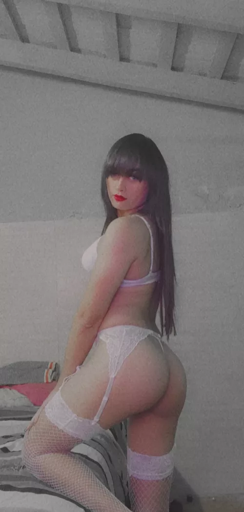 I'm a bad girl you give me a spanking by josenomas3