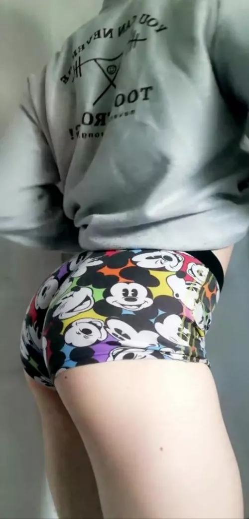 I'm a disney boy 😇 by skyeb285