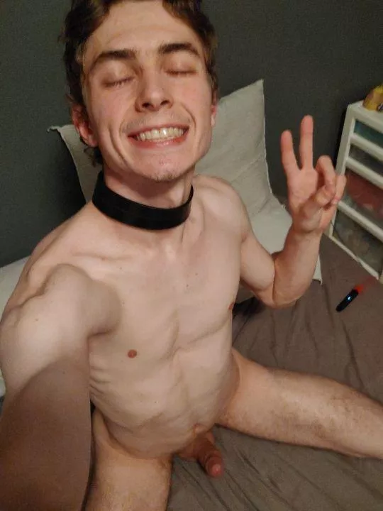 i'm a good little puppy😁 posted by Icy_Budget4406