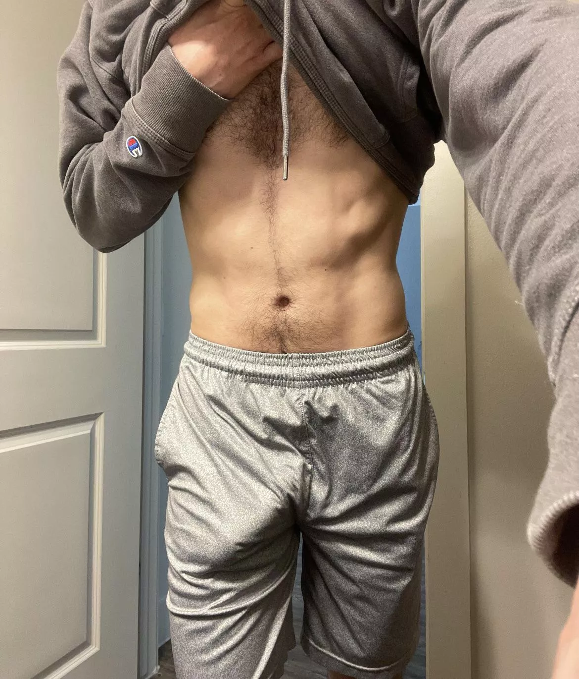 I’m a handful posted by bestkeptsecret12