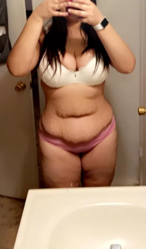 I’m a lover not a fighter 🥰 by Thathoelexi