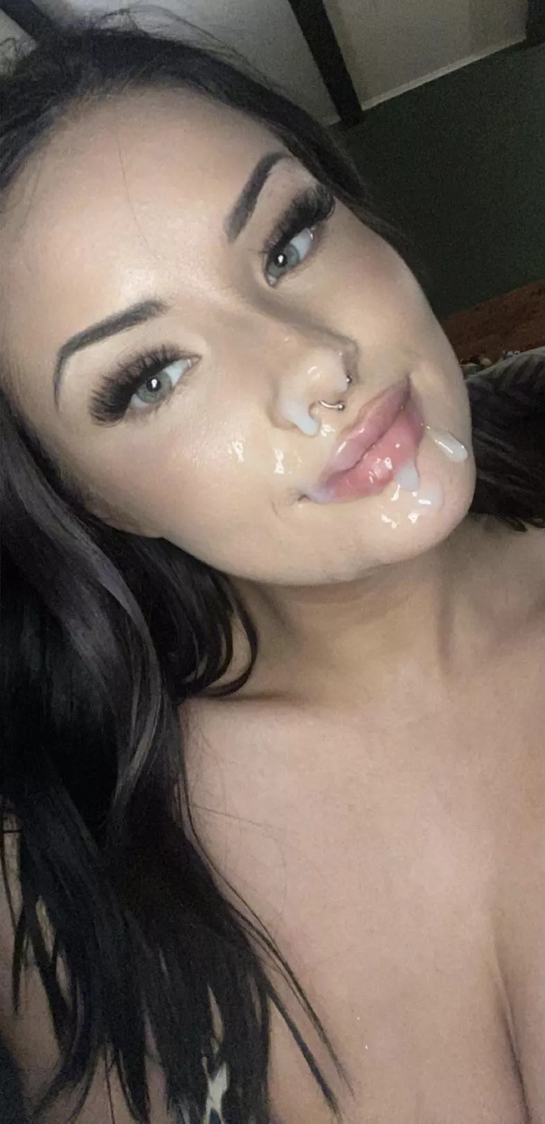 I’m a lucky girl posted by moderatelysizedbooty