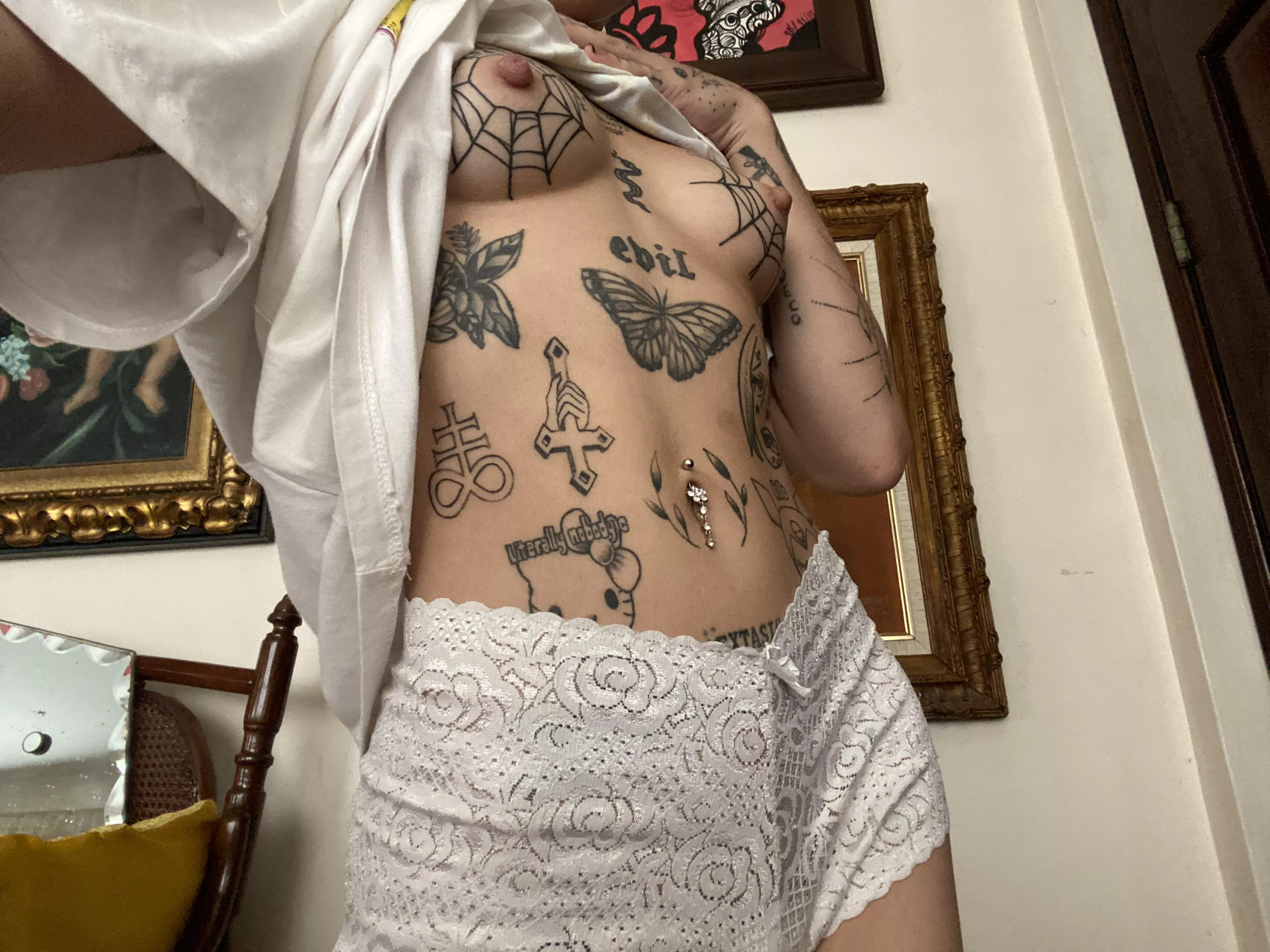 I'm a saint posted by VennusSativa