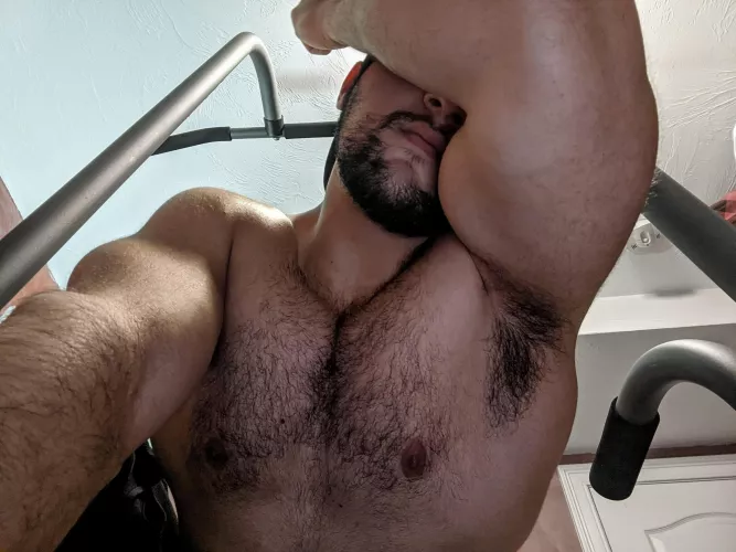 I'm a tad bit shy, I hope nobody minds. by lilOtterFodder