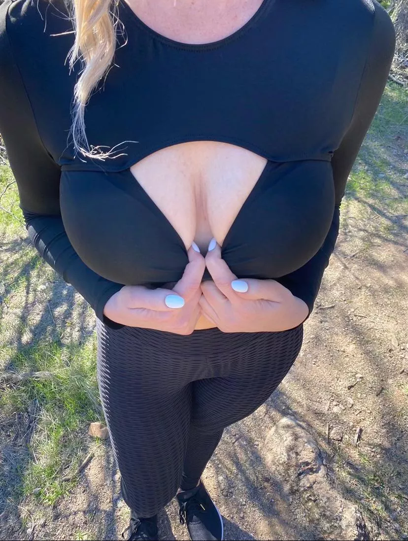 I’m a very motivational hiking partner posted by Classy_Boss_Babe_OF