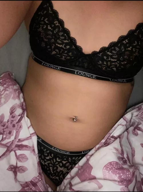 I'm back after a little break 😘 26 from the UK, Check the comments for a link so we can chat on Only Fans 😘 xx by chxr96