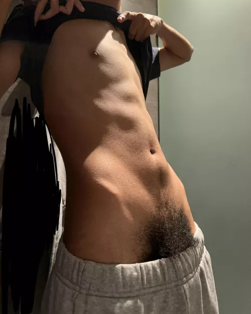 I’m back :) by bushyyguy