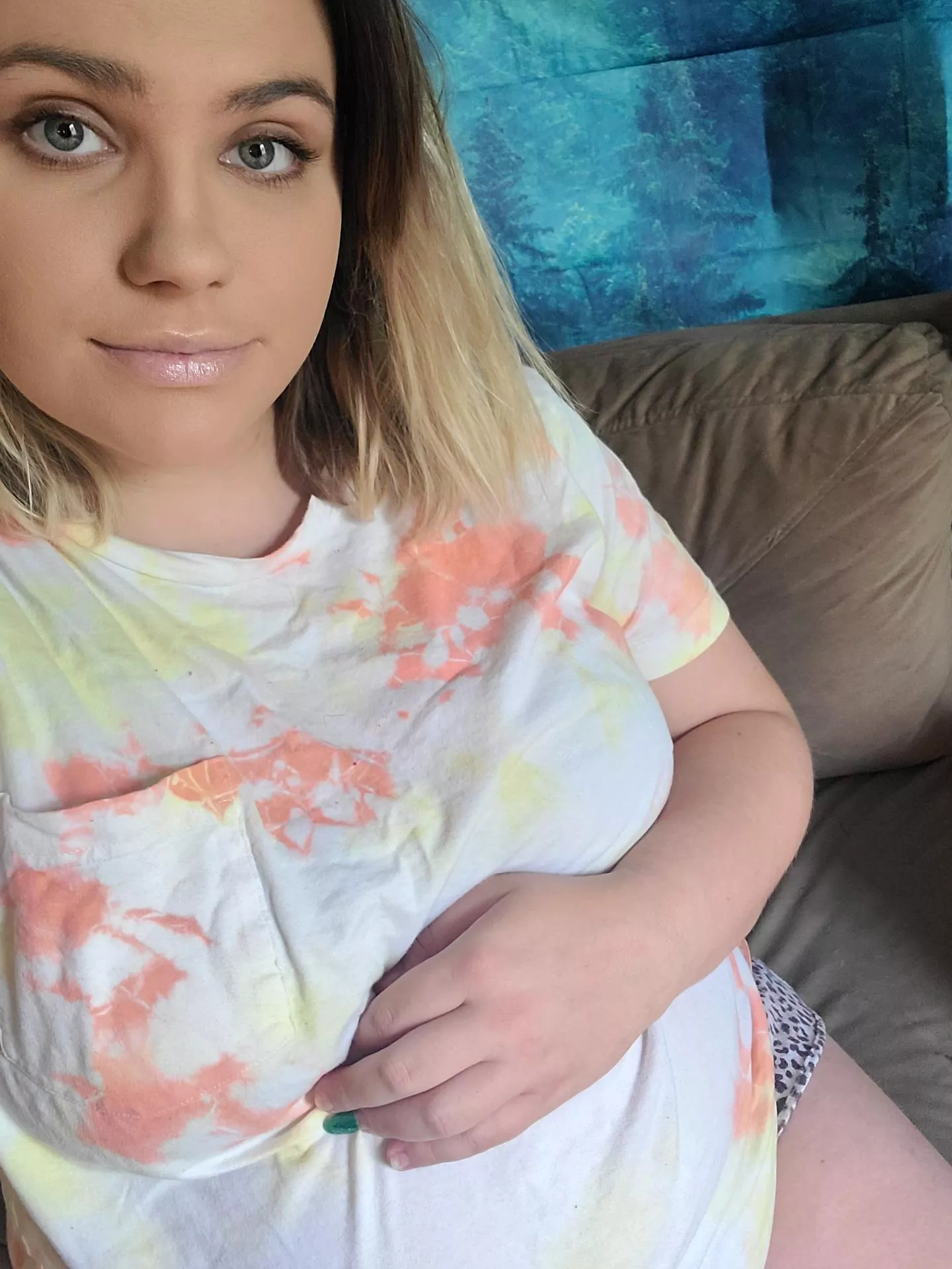 im back! sexy pregnancy content ! 15$ packages today posted by Emotional_Paint_8457