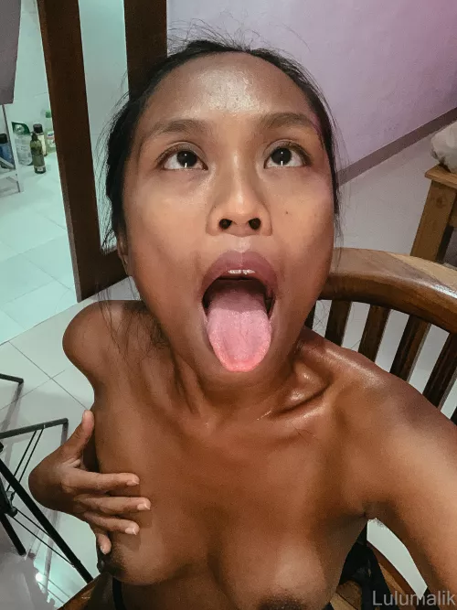 I'm begging for cum by lulumalik