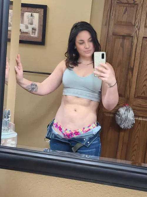 I’m being told I should expose her nude on here. Anyone agree? by sharper902