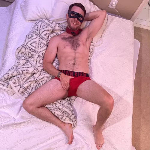 I’m collared to your will by permasub