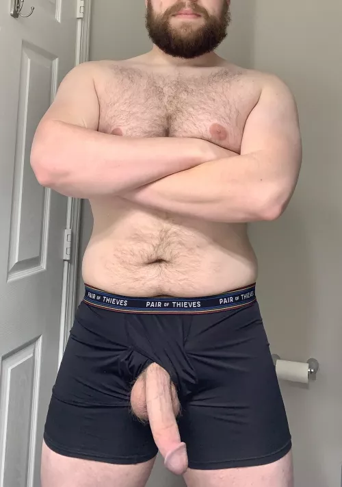 I’m decently hairy. by icytonight1000