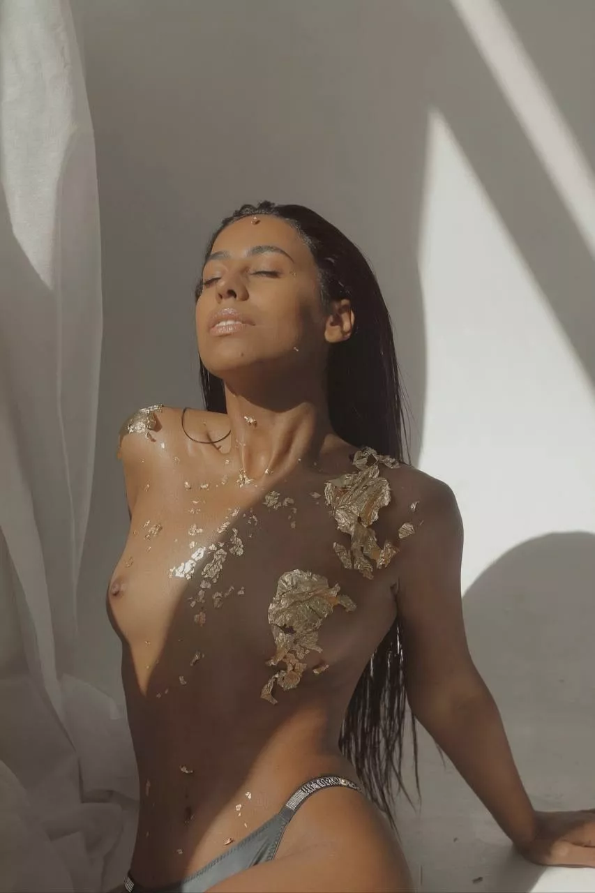 I'm going to suck you like a lollipop posted by HourlyTangy