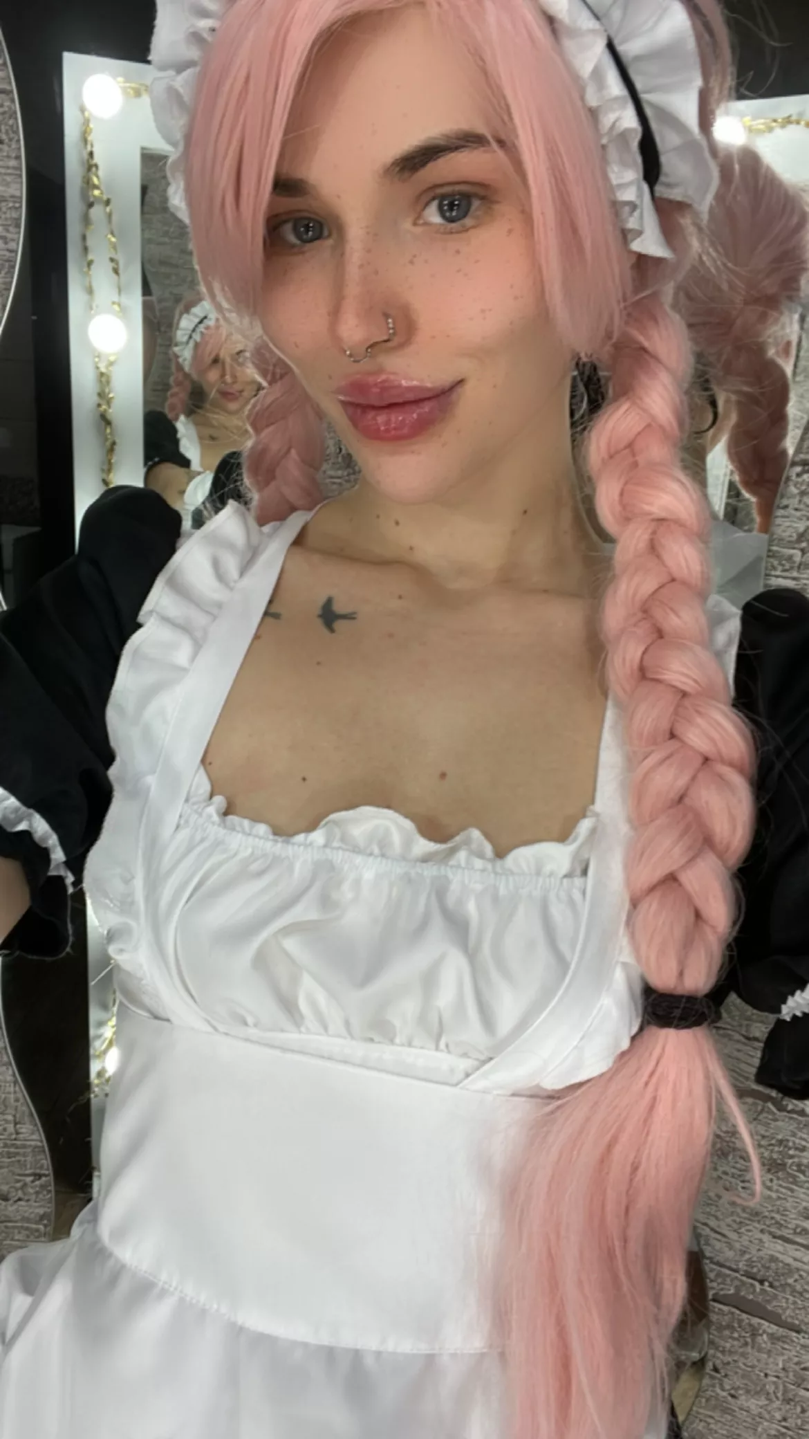 I'm good at licking who wants to be lick😈 posted by Joannada