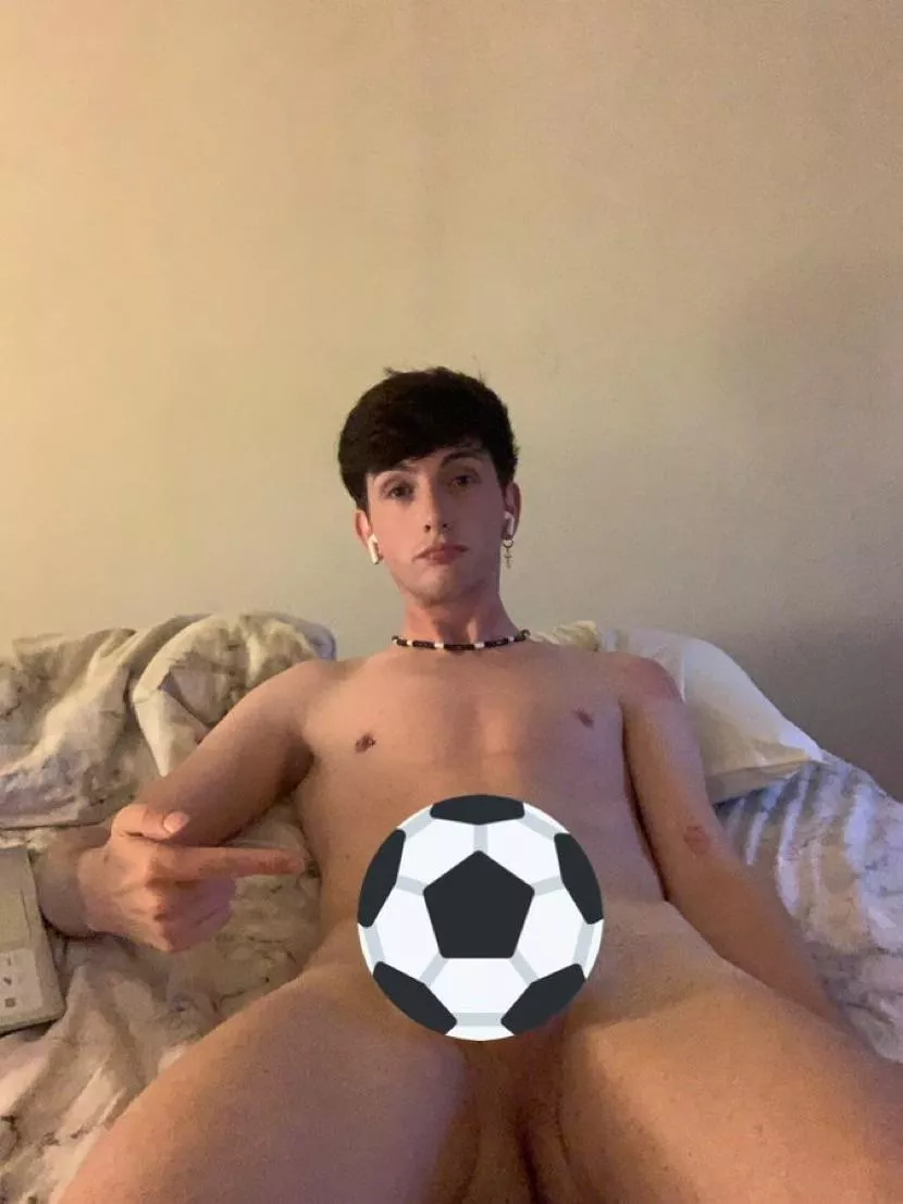 I’m good with balls ⚽️ posted by Dillon-Daytona