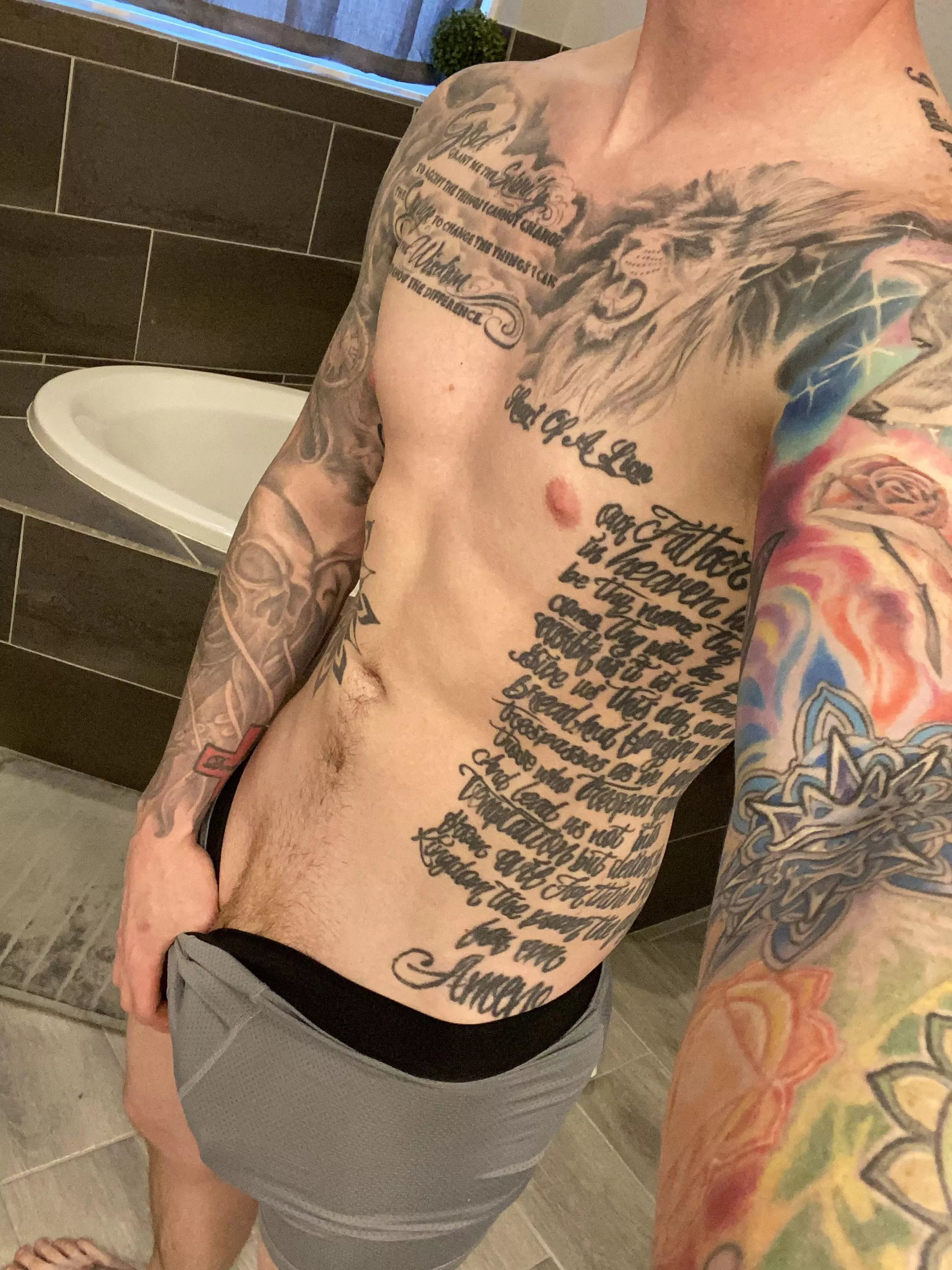 I’m hard asf tonight posted by Thebdubsfit