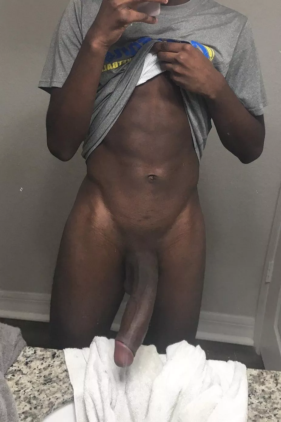 I'm here guys!!!! 😉 posted by Due_Willingness2306