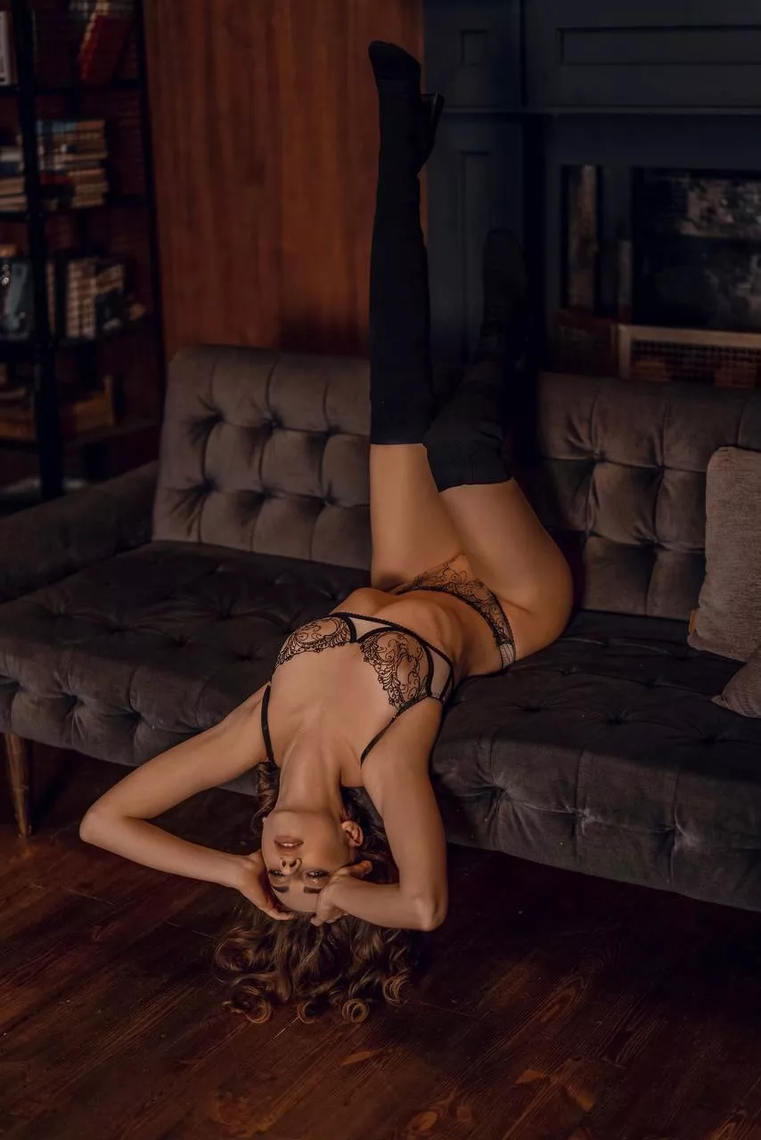 I'm horny to the point of dizziness 🥵💦 posted by flaviolincasweet