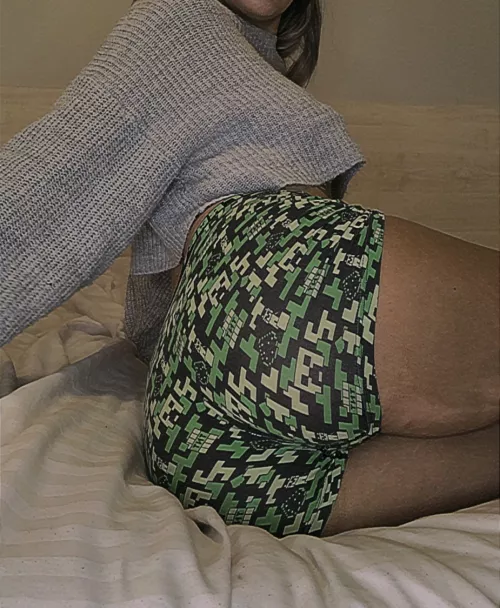 Im horny today 🥵 can you help me? 👉 by Lunamoon_x