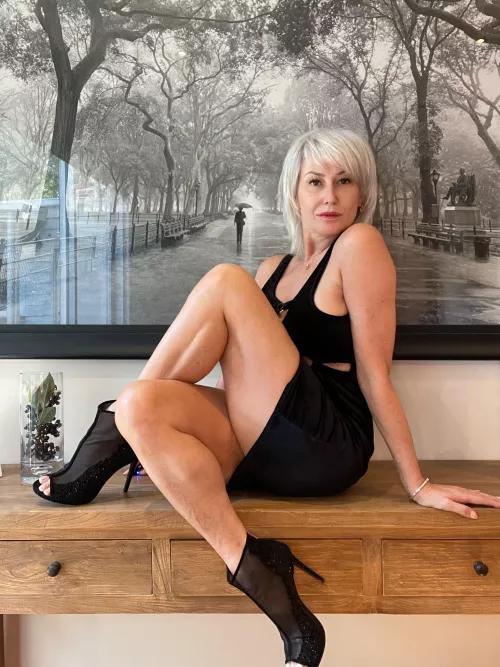 I’m in a knot by TheGoldenGilf