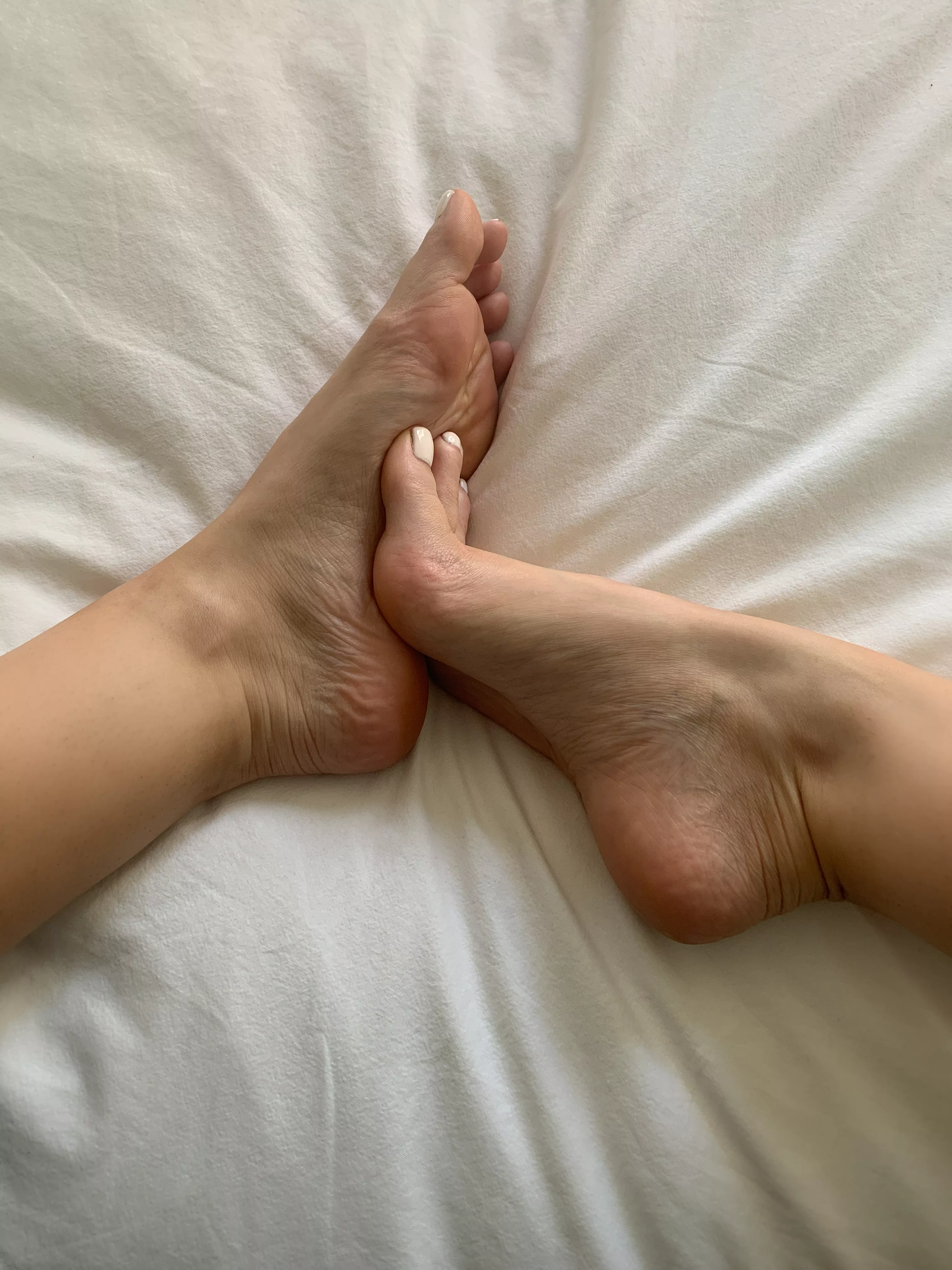 i'm in need of a foot massage 😉 posted by effie_girl