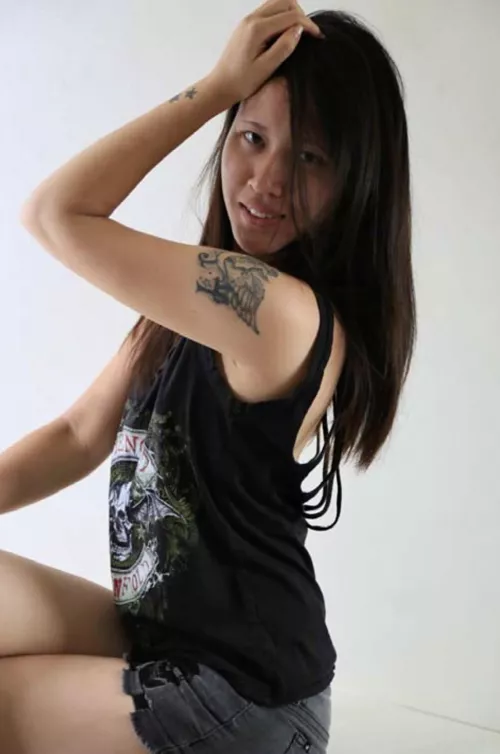 I’m just an Asian hottie who loves wearing black 😍🖤😘 by ParadoxCandy626