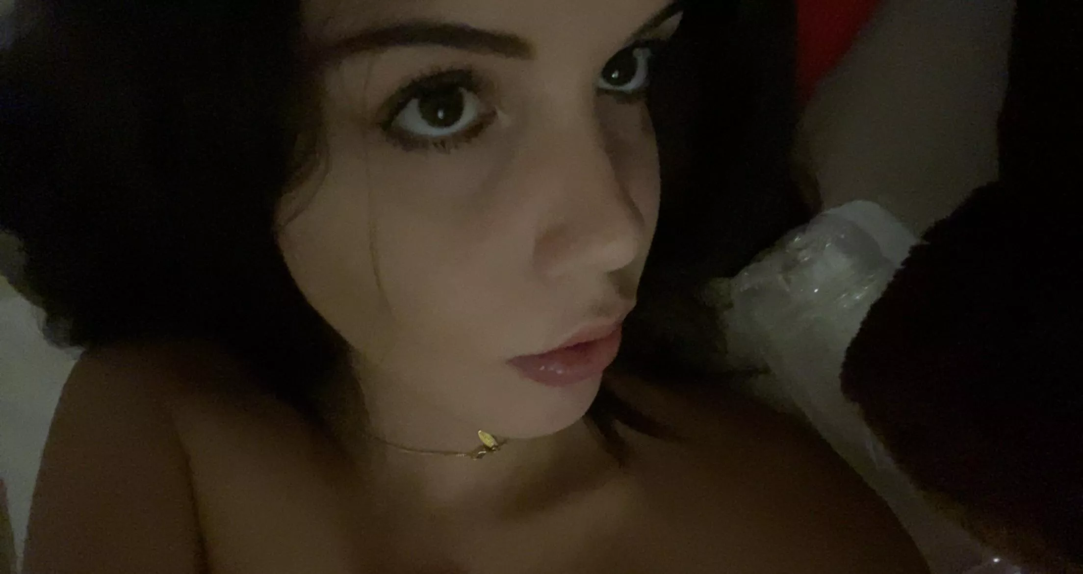 I’m lonely, will you come over? posted by babyjaz03