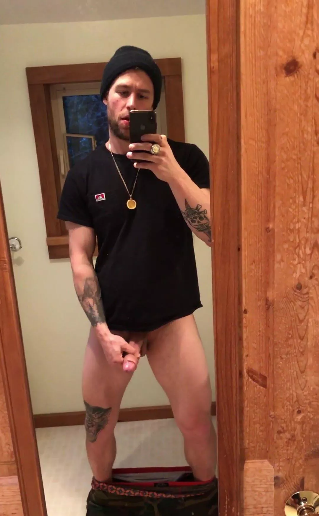 I’m missing some boy pussy on my joystick 😉 chat me posted by macaroon-lover