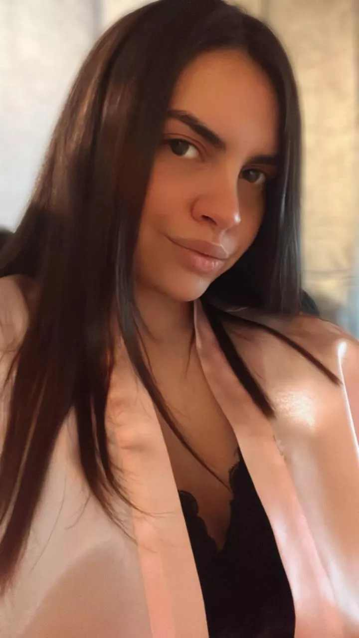 I'm new, my account is totally free now - see you there , I'll take a hot photo for you 📩💋3$ posted by Brown_eyed_one