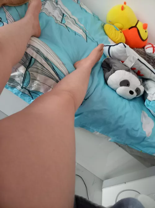 I'm not hot but eh by iDot_is_mE