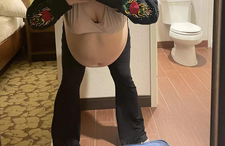 I’m not THAT big right by Redhairedprincess