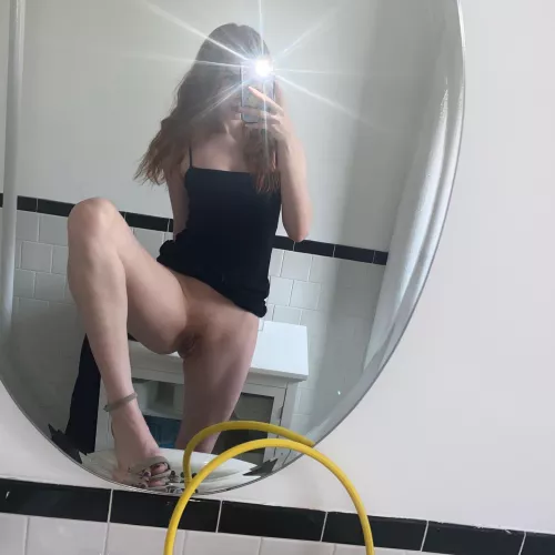 I’m not wearing any panties under my dress (; by Redxxxsuede