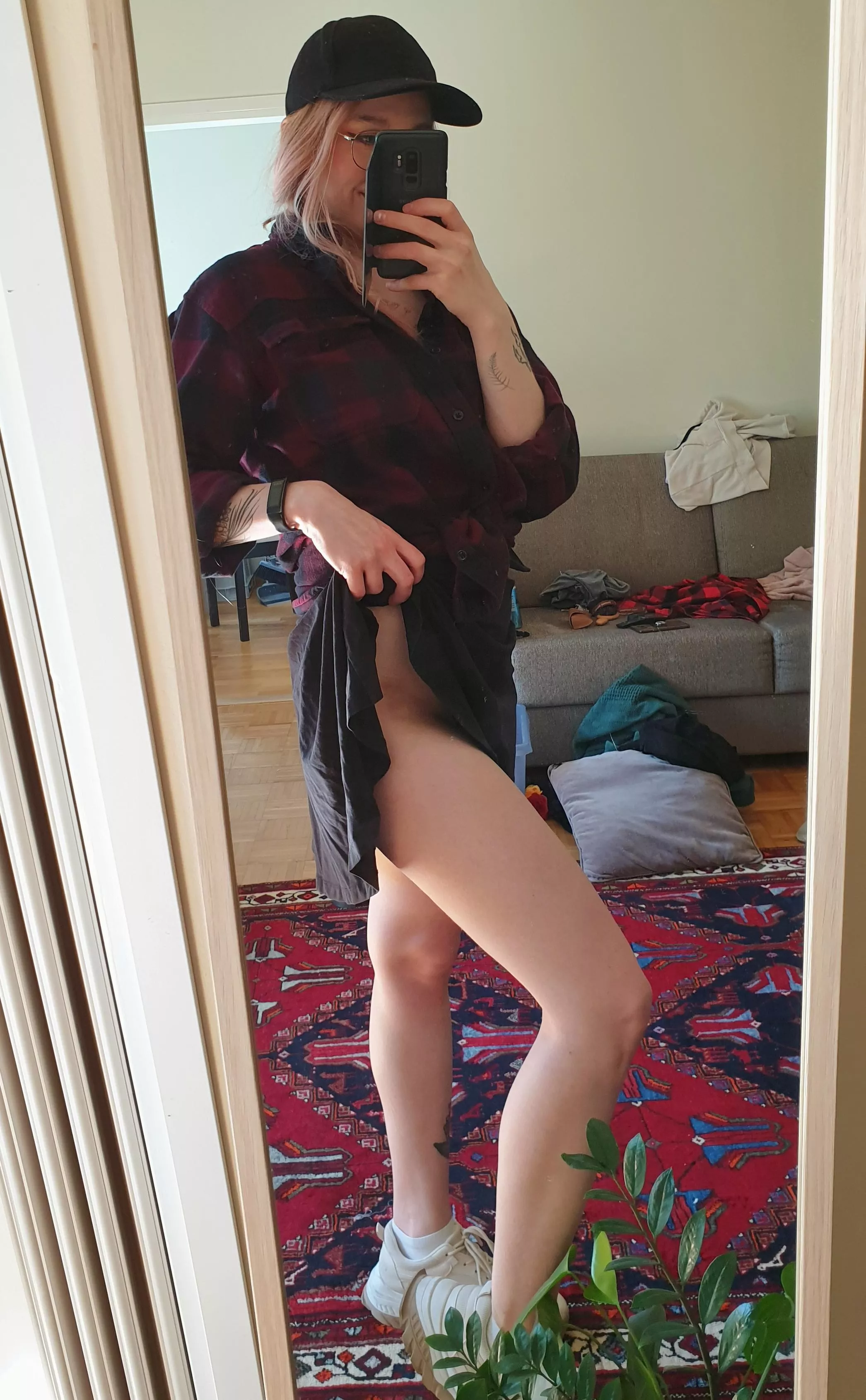 I'm not wearing anything under the skirt... [F] posted by Noyouarexo