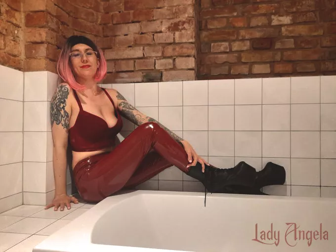 I'm obsessed with these pants 🔥 posted by Lady-Angela