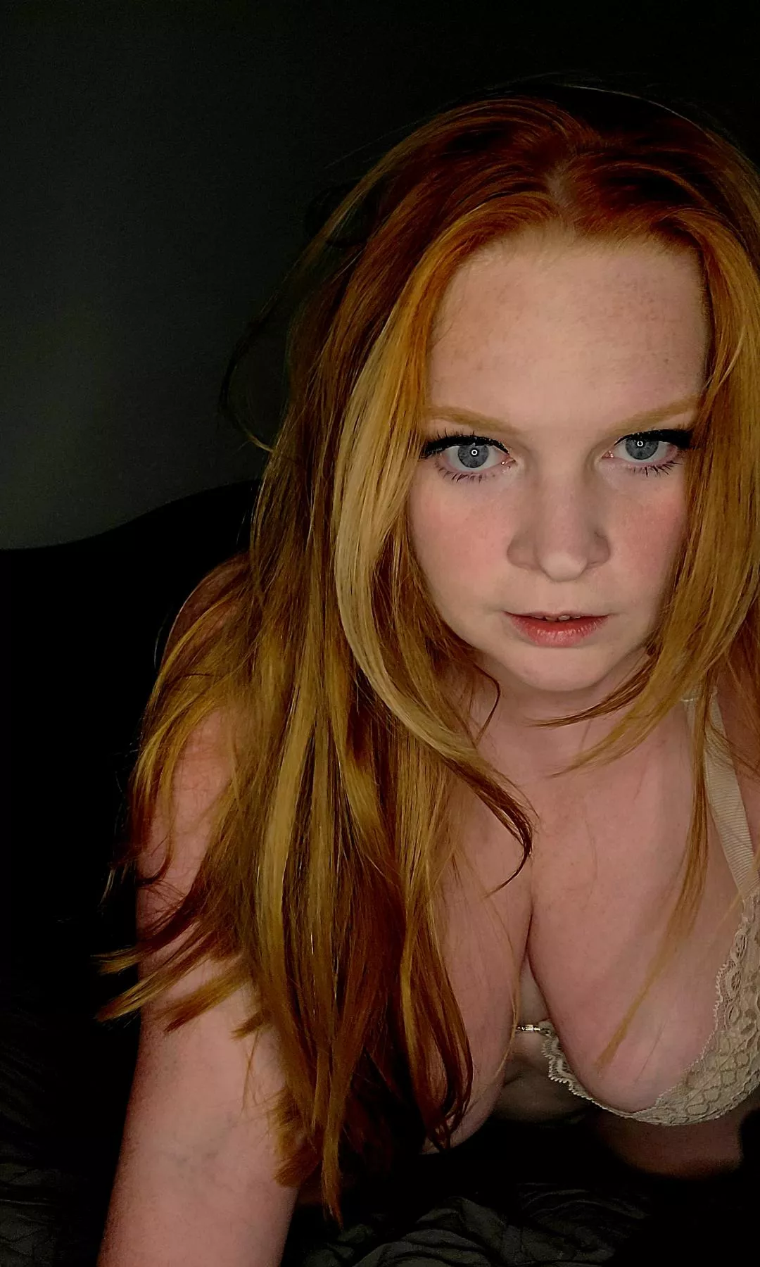 I'm on my knees begging 😈 posted by GingerSnap_90