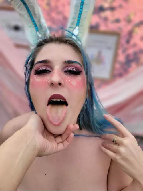 I’m on my knees for you by marlomoore069