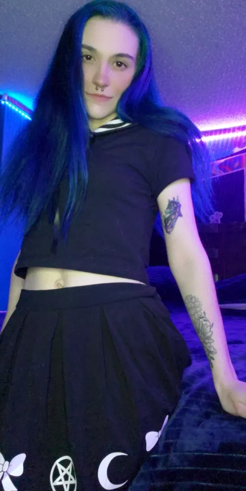 I'm probably not hot but i'm a little cute at least 😇 by lynnee11