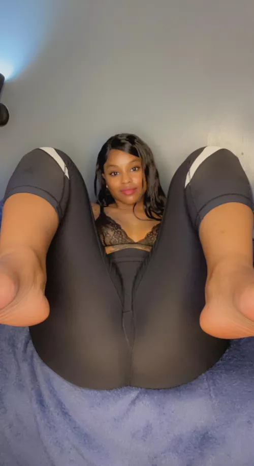 I’m ready for my warm up by honeydripV06