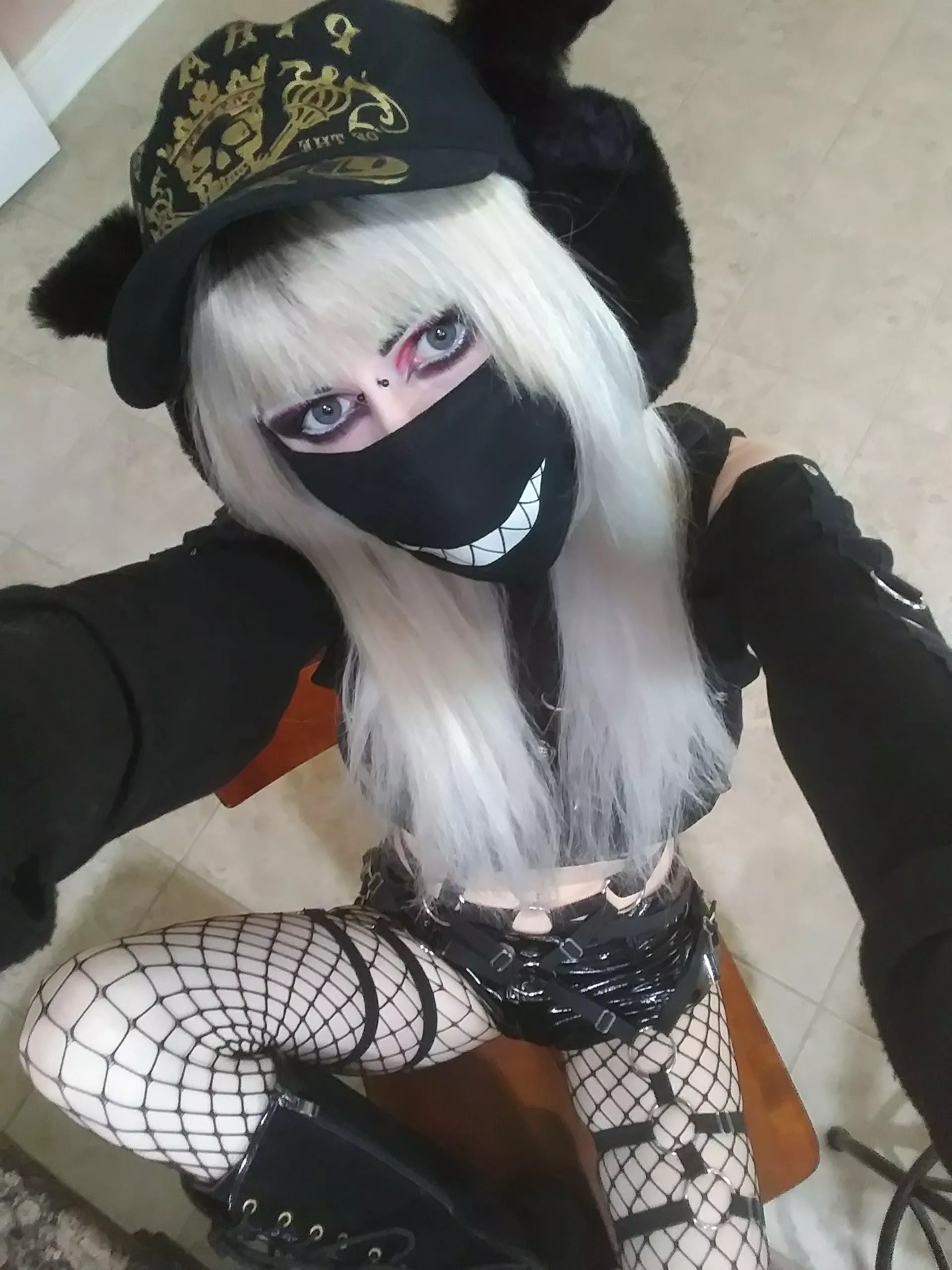 I'm ready to go to my first concert since covid! Would you go with me? 😈🥰 posted by KawaiiCorruption