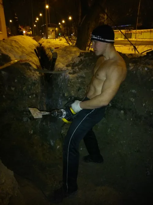 I'm ready to hammer with my jackhammer everything I see in front of me by MichaelFerras