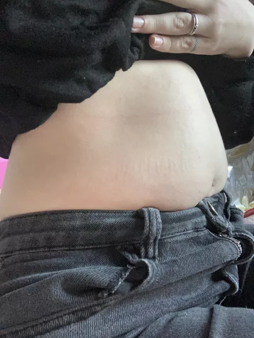 im ready to work on being a fat hog again :P by FionaThigh