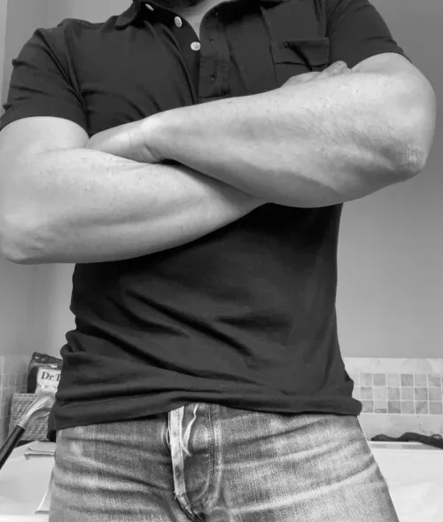 I’m really a teddy bear 🧸 by nightswimmmer