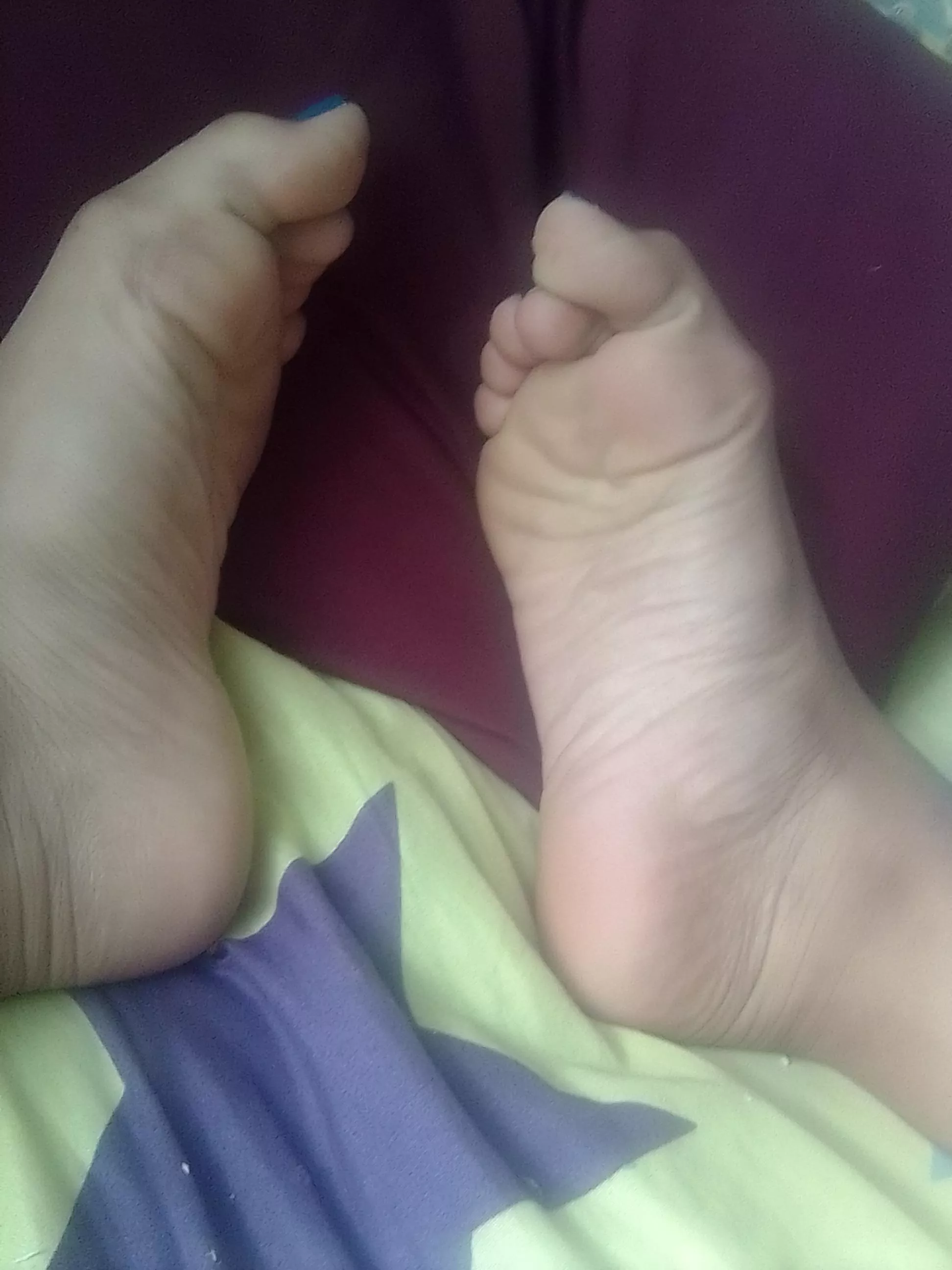 I'm shy when I'm about to show my soles, give me a good compliment posted by LittleWish4u