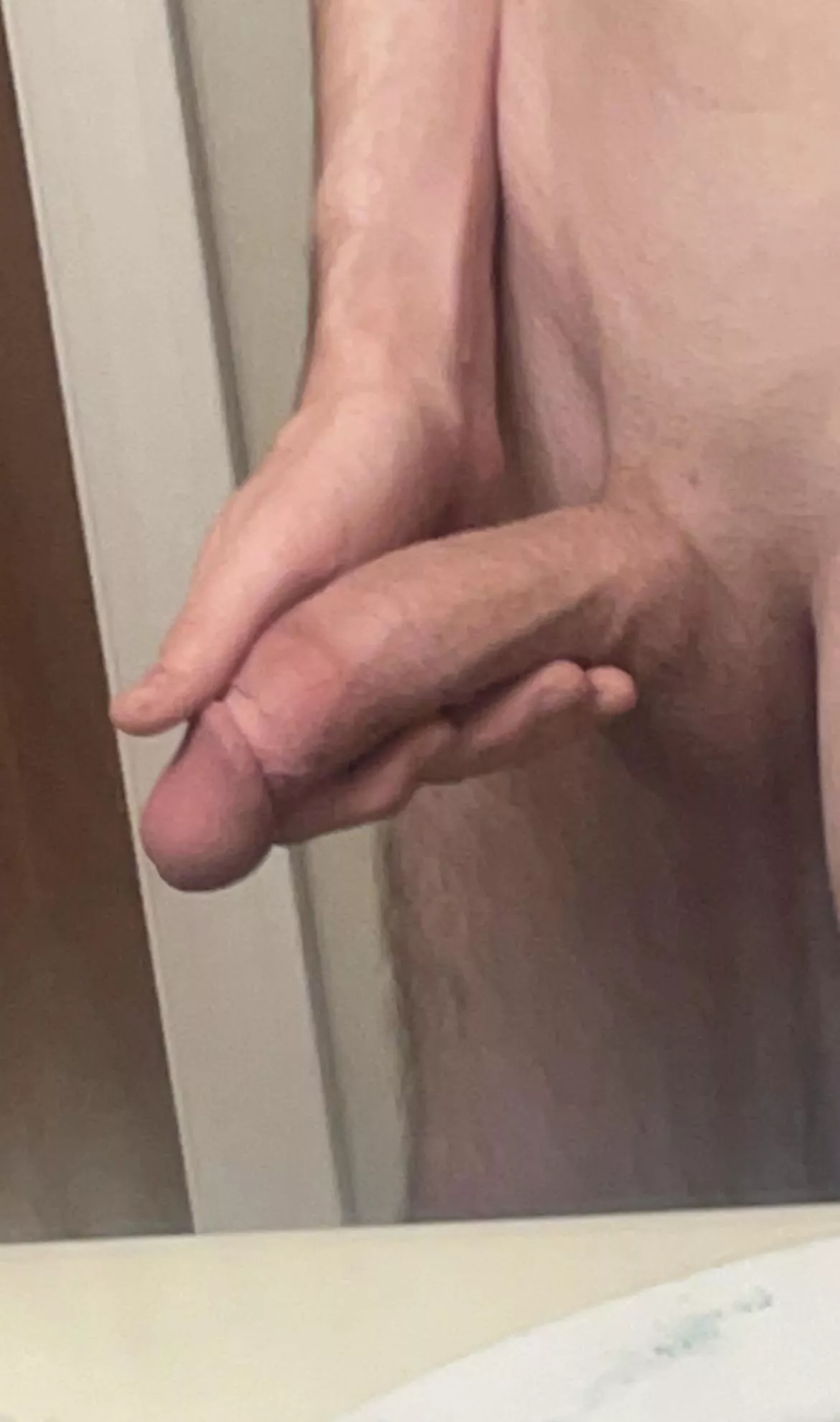 I’m so horny feel free to dm posted by Gsmooooove