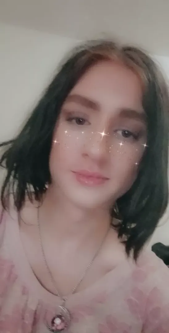I'm so pretty posted by Zachatonumus