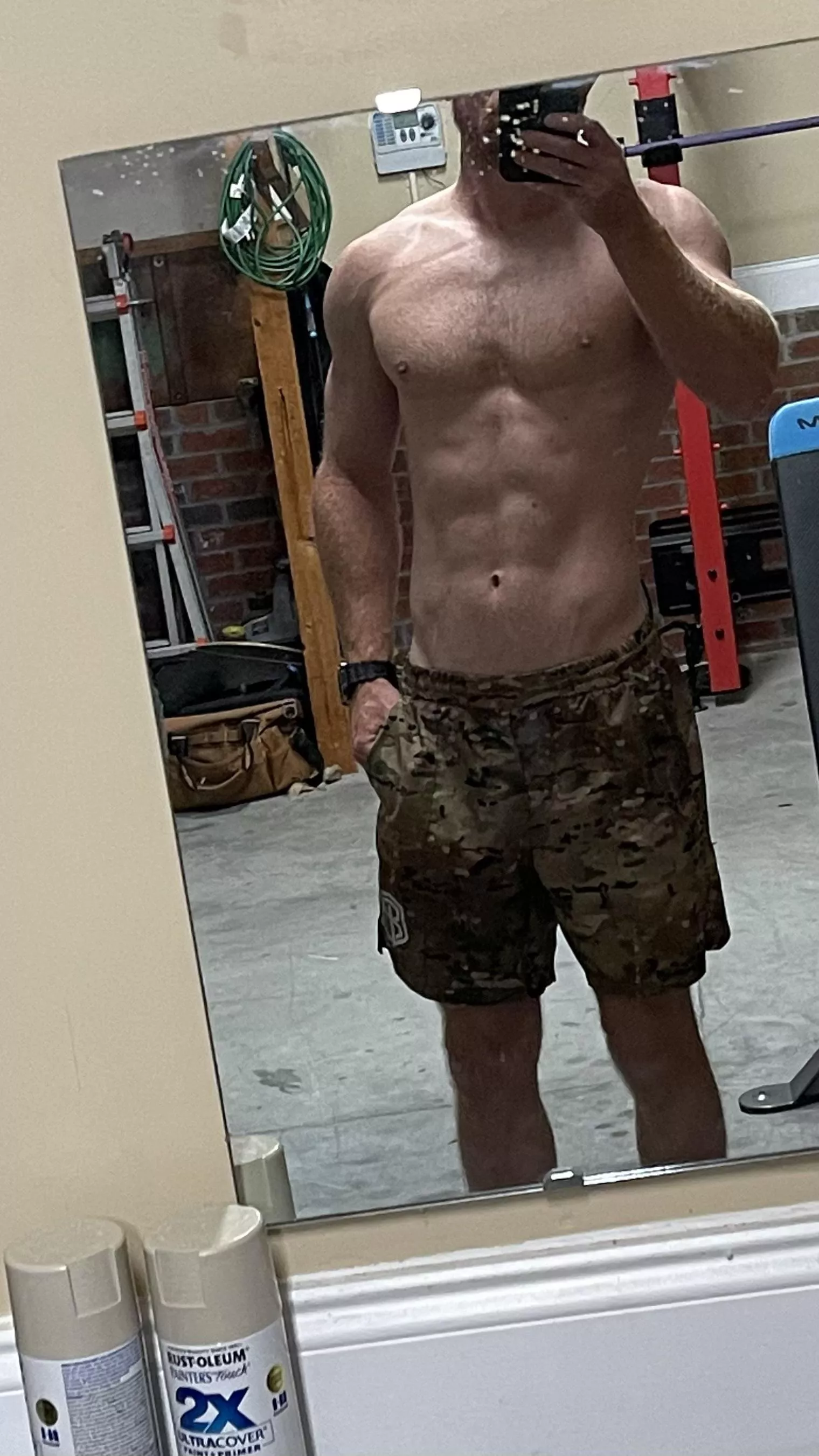 I’m starting to really enjoy these garage gy(m) nights. posted by skatedaddy10