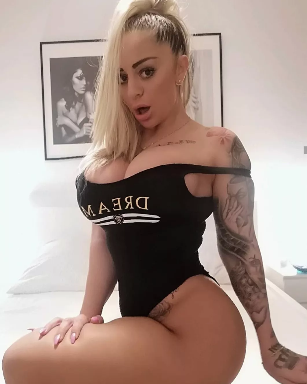 Im super horny daddy, take care of me posted by DiaXoticc